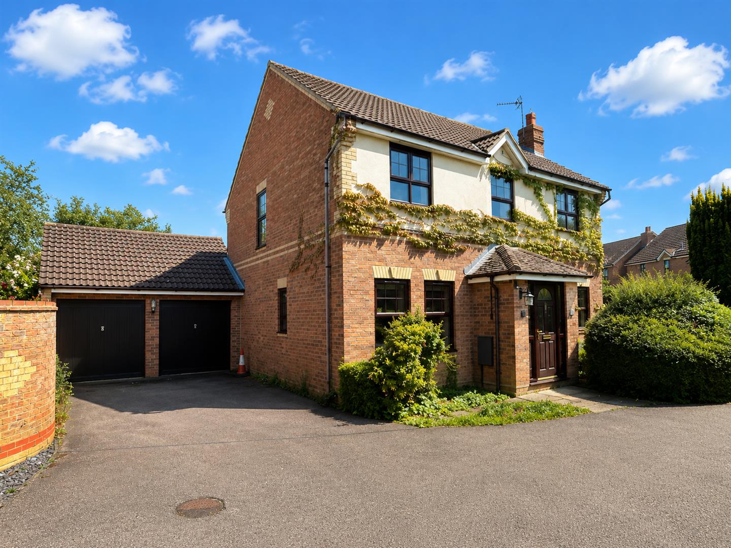 4 bed property in Boyce Crescent, Milton Keynes